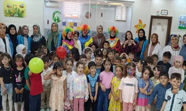 Kırşehir Müftülüğünce toplanan oyuncaklar Hatay’da 774 öğrenciye hediye edildi Kırşehir Müftülüğünce toplanan oyuncaklar Hatay’da 774 öğrenciye hediye edildi