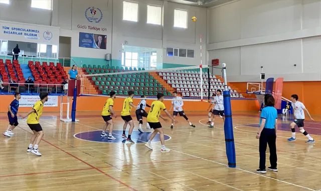 KYGM Türkiye Voleybol Şampiyonası, Kırşehir’de tamamlandı KYGM Türkiye Voleybol Şampiyonası, Kırşehir’de tamamlandı