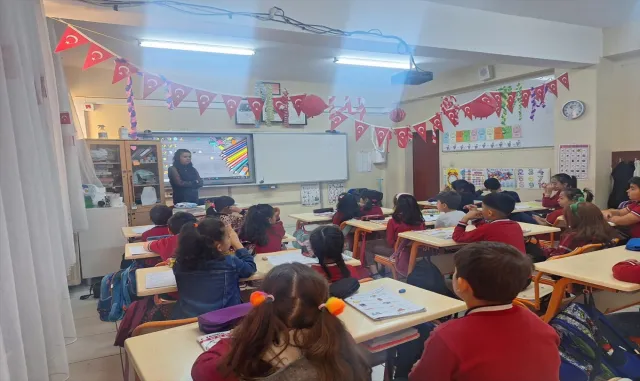 Yahşihan’daki okullarda KKKA hastalığına yönelik eğitimi veriliyor Yahşihan’daki okullarda KKKA hastalığına yönelik eğitimi veriliyor