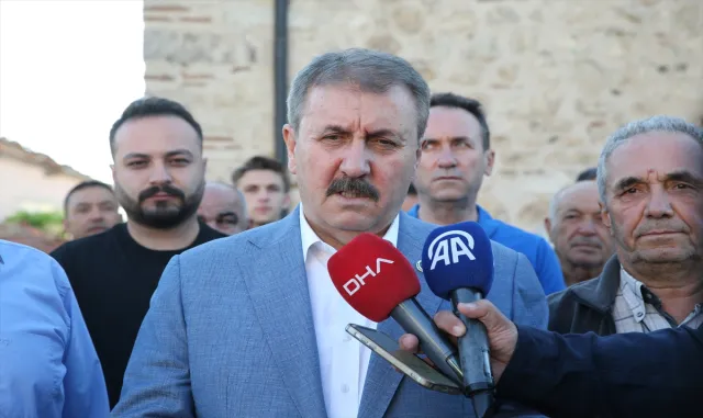 BBP Genel Başkanı Destici, Eskişehir’de bayram namazı sonrası gündemi değerlendirdi: BBP Genel Başkanı Destici, Eskişehir’de bayram namazı sonrası gündemi değerlendirdi: