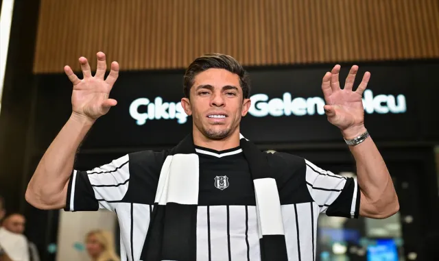 Beşiktaş’ın gündeminde yer alan Paulista, İstanbul’a geldi Beşiktaş’ın gündeminde yer alan Paulista, İstanbul’a geldi