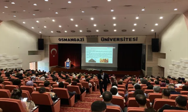 "Değişen Dünyada Bağımlı Olma" programı açılışı yapıldı "Değişen Dünyada Bağımlı Olma" programı açılışı yapıldı