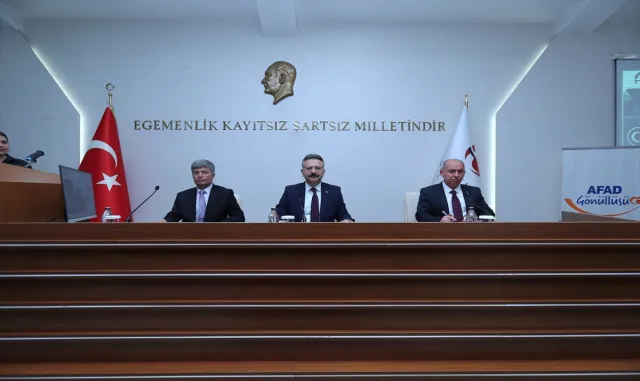 Eskişehir Müdahale Arama Kurtarma Gönüllü Ekipleri Projesi tanıtıldı Eskişehir Müdahale Arama Kurtarma Gönüllü Ekipleri Projesi tanıtıldı