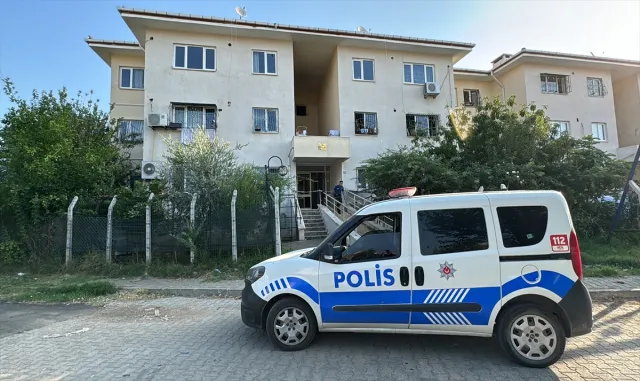 GÜNCELLEME - Adana’da evde çıkan yangında anne ve oğlu öldü, baba yaralandı GÜNCELLEME - Adana’da evde çıkan yangında anne ve oğlu öldü, baba yaralandı