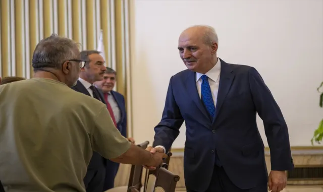 TBMM Başkanı Kurtulmuş, Büyük Aile Platformu üyelerini kabul etti: TBMM Başkanı Kurtulmuş, Büyük Aile Platformu üyelerini kabul etti: