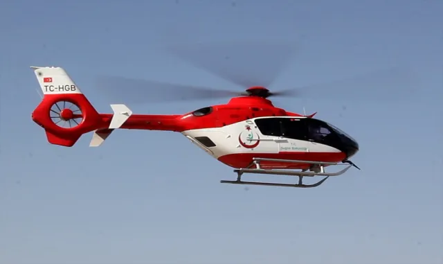 Ambulans helikopter Beypazarı’nda kalp krizi geçiren hasta için havalandı Ambulans helikopter Beypazarı’nda kalp krizi geçiren hasta için havalandı