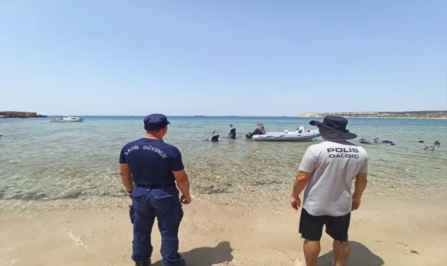 Bozcaada’da denizde kaybolan kadını arama çalışması sürüyor Bozcaada’da denizde kaybolan kadını arama çalışması sürüyor