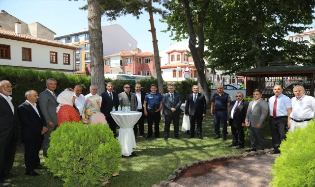 Çubuk Kaymakamı Adem Keleş, yeni görev yerine uğurlandı Çubuk Kaymakamı Adem Keleş, yeni görev yerine uğurlandı