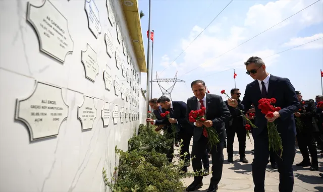 Diyarbakır ve çevre illerde 15 Temmuz Demokrasi ve Milli Birlik Günü anma etkinlikleri Diyarbakır ve çevre illerde 15 Temmuz Demokrasi ve Milli Birlik Günü anma etkinlikleri
