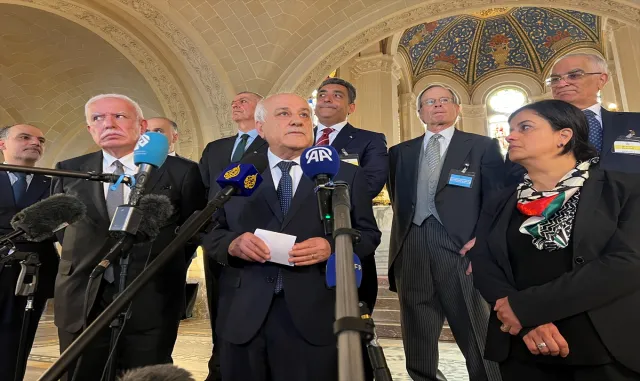 Filistin Dışişleri Bakanı Maliki, UAD’nin danışma görüşünü "tarihi" olarak nitelendirdi Filistin Dışişleri Bakanı Maliki, UAD’nin danışma görüşünü "tarihi" olarak nitelendirdi