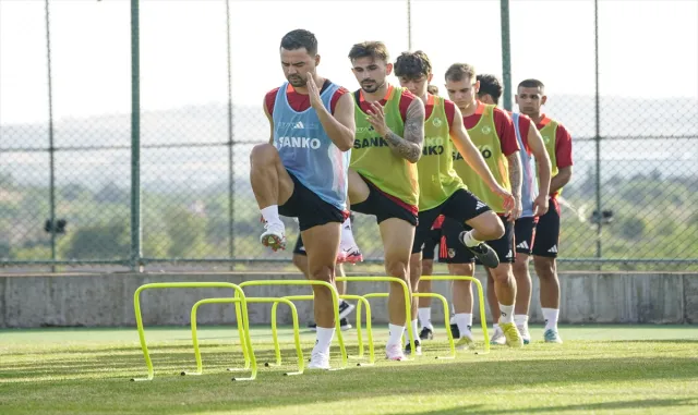 Gaziantep FK, yeni sezon hazırlıklarını sürdürdü Gaziantep FK, yeni sezon hazırlıklarını sürdürdü