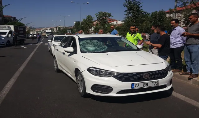 GÜNCELLEME - Bingöl’de otomobilin çarptığı yaya hayatını kaybetti GÜNCELLEME - Bingöl’de otomobilin çarptığı yaya hayatını kaybetti