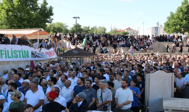 İç Anadolu’da Hamas Siyasi Büro Başkanı Heniyye’nin suikasta uğramasına tepki İç Anadolu’da Hamas Siyasi Büro Başkanı Heniyye’nin suikasta uğramasına tepki