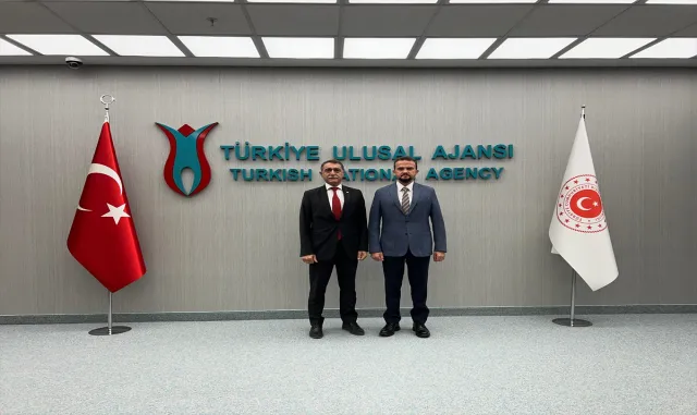 KAEÜ Rektörü Karahocagil, Türkiye Ulusal Ajansı Başkanı Astarcı ile buluştu KAEÜ Rektörü Karahocagil, Türkiye Ulusal Ajansı Başkanı Astarcı ile buluştu