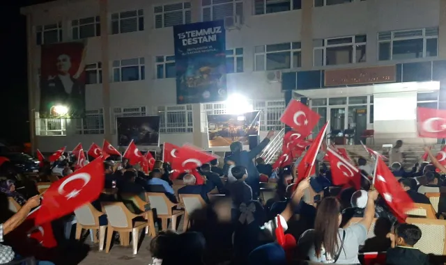 Sarıoğlan’da 15 Temmuz dolayısıyla etkinlik düzenlendi Sarıoğlan’da 15 Temmuz dolayısıyla etkinlik düzenlendi
