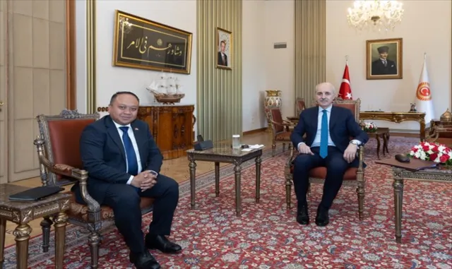 TBMM Başkanı Kurtulmuş, Endonezya’nın Ankara Büyükelçisi Purnama’yı kabul etti TBMM Başkanı Kurtulmuş, Endonezya’nın Ankara Büyükelçisi Purnama’yı kabul etti
