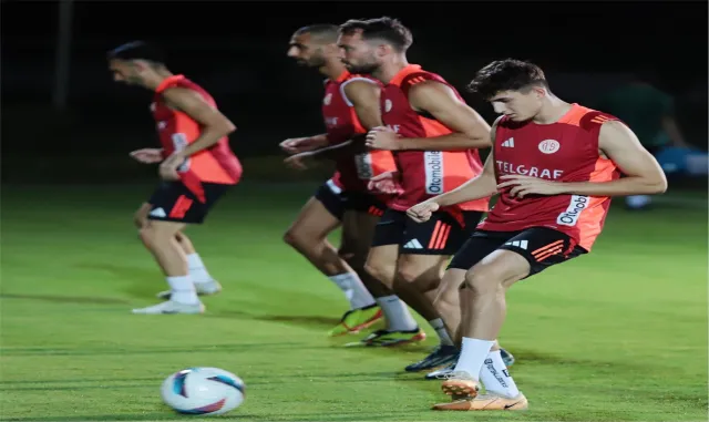Antalyaspor, Başakşehir maçının hazırlıklarına başladı Antalyaspor, Başakşehir maçının hazırlıklarına başladı