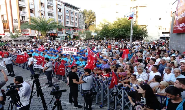 CHP Genel Başkanı Özel, Balıkesir’de konuştu: CHP Genel Başkanı Özel, Balıkesir’de konuştu: