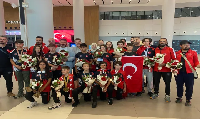 Milli geleneksel atlı okçular, Fransa’da 7’si altın 18 madalya kazandı Milli geleneksel atlı okçular, Fransa’da 7’si altın 18 madalya kazandı