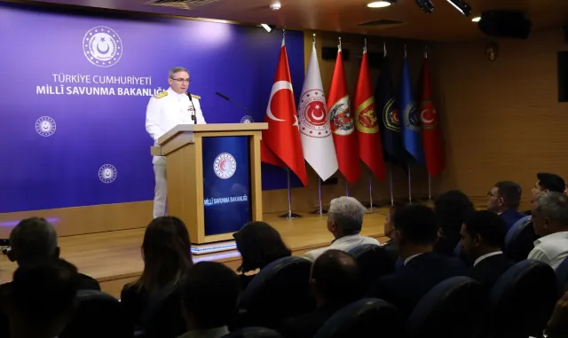 MSB’de basın bilgilendirme toplantısı yapıldı (1) MSB’de basın bilgilendirme toplantısı yapıldı (1)