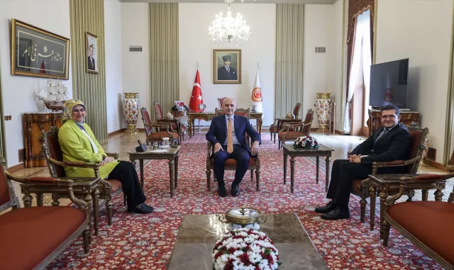 TBMM Başkanı Kurtulmuş, Türk Kızılay Genel Başkanı Yılmaz’ı kabul etti TBMM Başkanı Kurtulmuş, Türk Kızılay Genel Başkanı Yılmaz’ı kabul etti