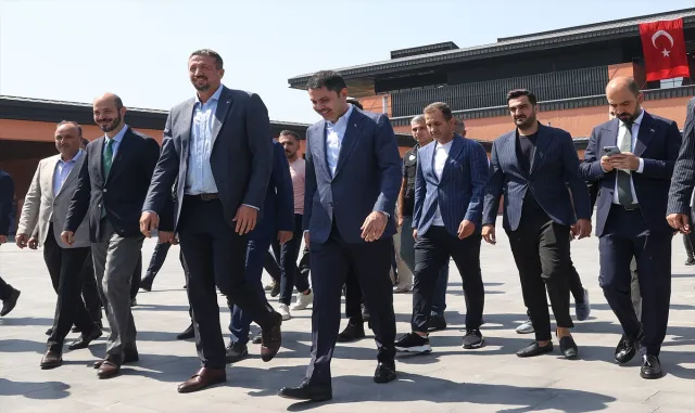Bakan Kurum, Basketbol Gelişim Merkezi’ni ziyaretinde konuştu: Bakan Kurum, Basketbol Gelişim Merkezi’ni ziyaretinde konuştu: