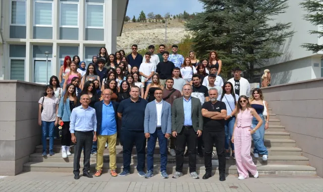 Beypazarı Meslek Yüksekokulu’nda yeni akademik dönem başladı Beypazarı Meslek Yüksekokulu’nda yeni akademik dönem başladı