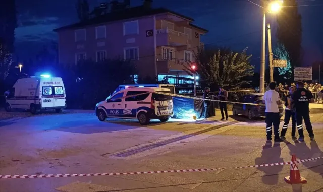 Burdur’da babasıyla silahlı saldırıya uğrayan kişi de öldü Burdur’da babasıyla silahlı saldırıya uğrayan kişi de öldü