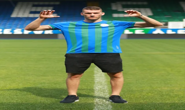 Çaykur Rizespor, kaleci Ivo Grbic’i renklerine bağladı Çaykur Rizespor, kaleci Ivo Grbic’i renklerine bağladı