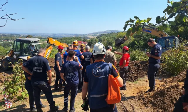 GÜNCELLEME - Samsun’da kuyu açarken toprak altında kalan 2 kişi öldü GÜNCELLEME - Samsun’da kuyu açarken toprak altında kalan 2 kişi öldü