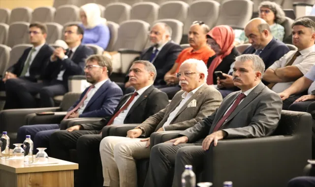 KAEÜ’nün BKYS yazılımı Necmettin Erbakan Üniversitesi akademisyenlerine anlatıldı KAEÜ’nün BKYS yazılımı Necmettin Erbakan Üniversitesi akademisyenlerine anlatıldı