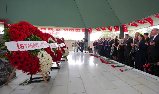 Menderes, Zorlu ve Polatkan idam edilişlerinin 63. yılında İstanbul’da anıldı Menderes, Zorlu ve Polatkan idam edilişlerinin 63. yılında İstanbul’da anıldı