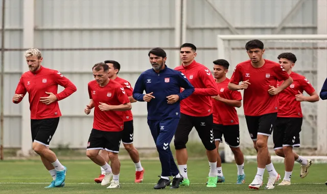 Sivasspor, Konyaspor maçı hazırlıklarını tamamladı Sivasspor, Konyaspor maçı hazırlıklarını tamamladı