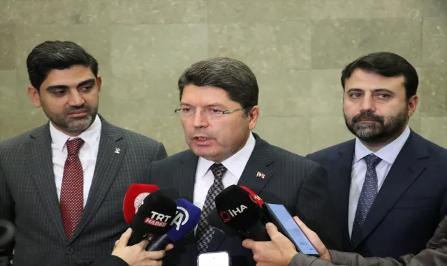 Adalet Bakanı Yılmaz Tunç, Karabük’te gazetecilerin sorularını yanıtladı: (2) Adalet Bakanı Yılmaz Tunç, Karabük’te gazetecilerin sorularını yanıtladı: (2)