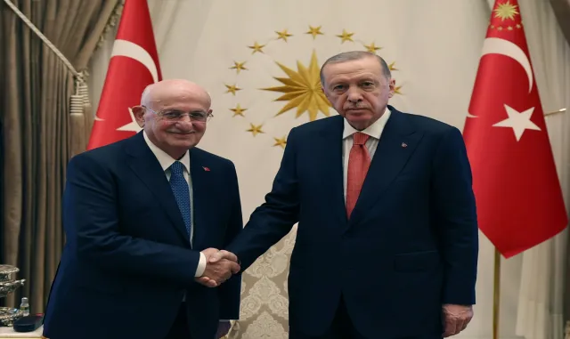 Cumhurbaşkanı Erdoğan eski TBMM Başkanı Kahraman’ı kabul etti Cumhurbaşkanı Erdoğan eski TBMM Başkanı Kahraman’ı kabul etti