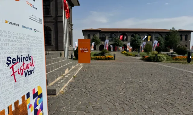 "Diyarbakır Kültür Yolu Festivali" etkinliklerle 6. gününde sürüyor "Diyarbakır Kültür Yolu Festivali" etkinliklerle 6. gününde sürüyor