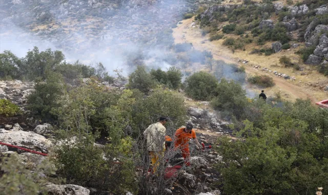 GÜNCELLEME - Gaziantep’te ormanlık alanda çıkan yangın kontrol altına alındı GÜNCELLEME - Gaziantep’te ormanlık alanda çıkan yangın kontrol altına alındı