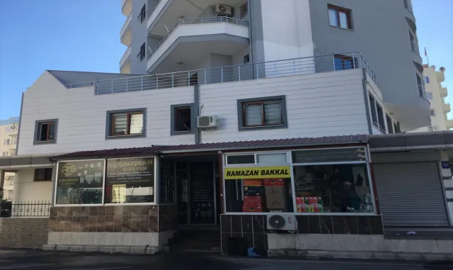 GÜNCELLEME - Mersin’de karısını tüfekle öldüren kişi aracında intihar etti GÜNCELLEME - Mersin’de karısını tüfekle öldüren kişi aracında intihar etti