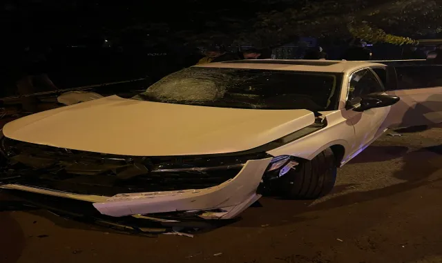 Kars’ta 1 kişinin öldüğü, 4 kişinin ağır yaralandığı kazanın ardından kaçan sürücü tutuklandı Kars’ta 1 kişinin öldüğü, 4 kişinin ağır yaralandığı kazanın ardından kaçan sürücü tutuklandı