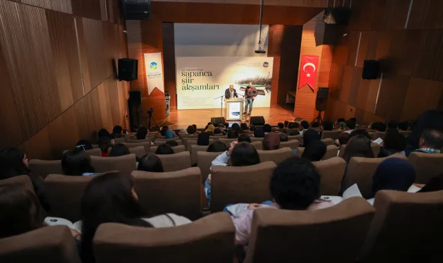 Sakarya’da "23. Uluslararası Sapanca Şiir Akşamları" sona erdi Sakarya’da "23. Uluslararası Sapanca Şiir Akşamları" sona erdi