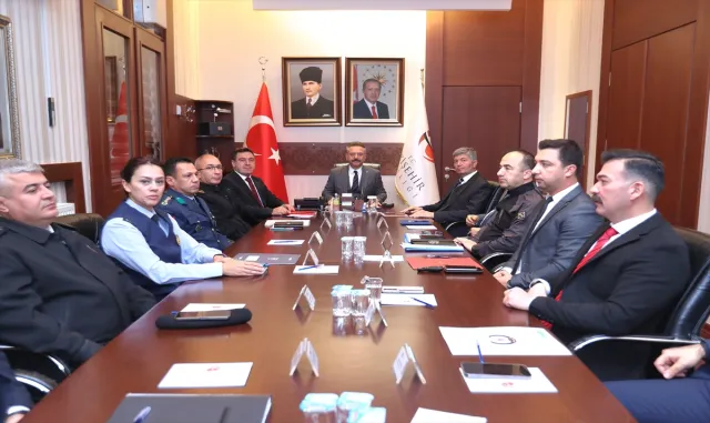 Eskişehir’de İl Güvenlik ve Asayiş Koordinasyon Toplantısı gerçekleştirildi Eskişehir’de İl Güvenlik ve Asayiş Koordinasyon Toplantısı gerçekleştirildi