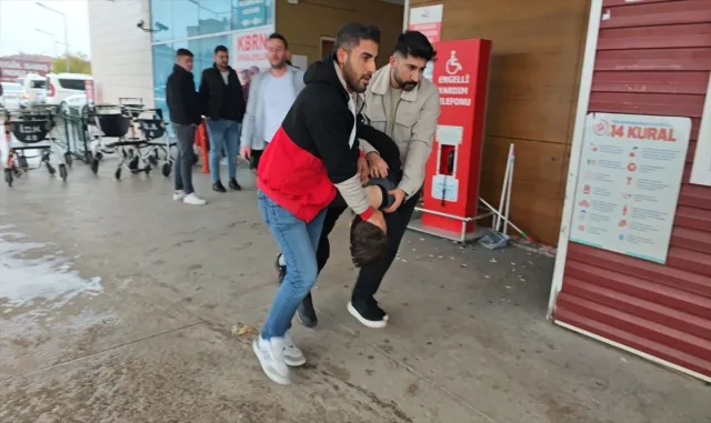 GÜNCELLEME - Bursa’da torunu tarafından bıçaklanan dede hastanede öldü GÜNCELLEME - Bursa’da torunu tarafından bıçaklanan dede hastanede öldü