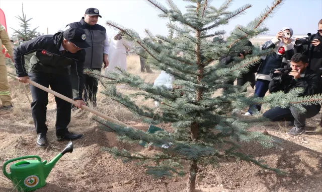 İç Anadolu’da Milli Ağaçlandırma Günü’nde binlerce fidan toprakla buluşturuldu İç Anadolu’da Milli Ağaçlandırma Günü’nde binlerce fidan toprakla buluşturuldu