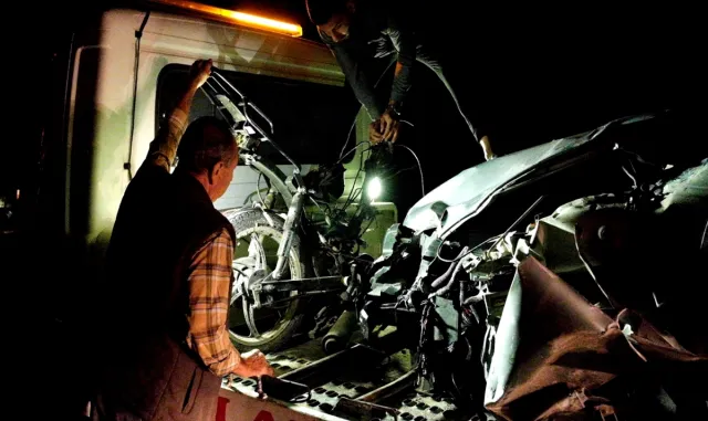 Mersin’de otomobille çarpışan motosikletin sürücüsü öldü Mersin’de otomobille çarpışan motosikletin sürücüsü öldü
