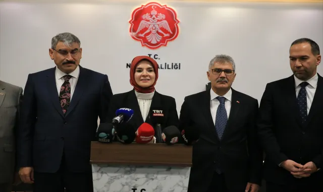 Aile ve Sosyal Hizmetler Bakanı Göktaş, Niğde Valiliği ziyaretinde konuştu: Aile ve Sosyal Hizmetler Bakanı Göktaş, Niğde Valiliği ziyaretinde konuştu: