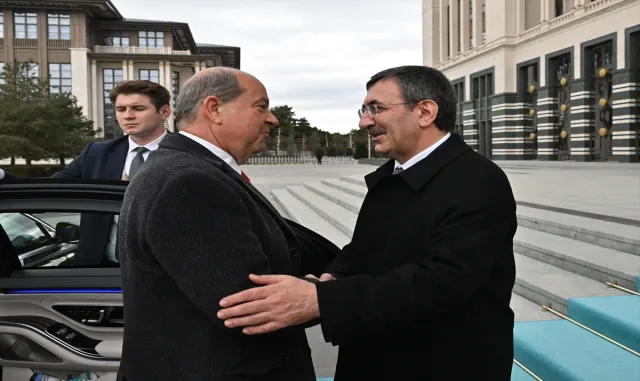 Cumhurbaşkanı Yardımcısı Yılmaz, KKTC Cumhurbaşkanı Tatar’la bir araya geldi: Cumhurbaşkanı Yardımcısı Yılmaz, KKTC Cumhurbaşkanı Tatar’la bir araya geldi: