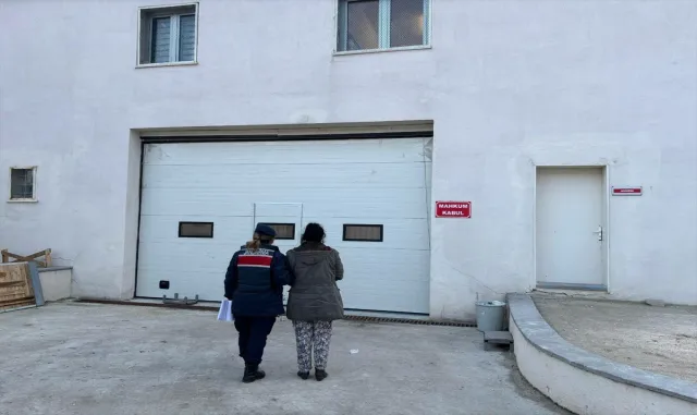 Eskişehir’de kesinleşmiş hapis cezaları bulunan 5 hükümlü yakalandı Eskişehir’de kesinleşmiş hapis cezaları bulunan 5 hükümlü yakalandı