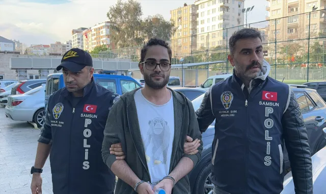 GÜNCELLEME - Sosyal medyadan Cumhurbaşkanı’na hakaret eden şüpheli tutuklandı GÜNCELLEME - Sosyal medyadan Cumhurbaşkanı’na hakaret eden şüpheli tutuklandı