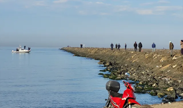 Samsun’da kaybolan 2 balıkçıdan 1’inin cesedi bulundu Samsun’da kaybolan 2 balıkçıdan 1’inin cesedi bulundu