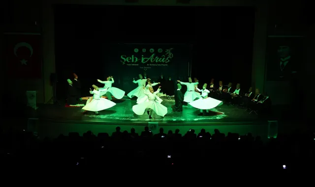 Sivas’ta Hazreti Mevlana’nın 751. Vuslat Yıl Dönümü dolayısıyla program düzenlendi Sivas’ta Hazreti Mevlana’nın 751. Vuslat Yıl Dönümü dolayısıyla program düzenlendi